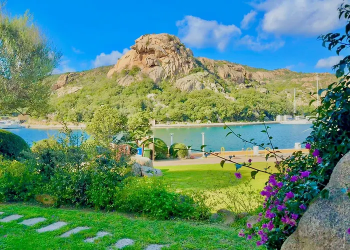 Poltu Quatu House 別荘 バージャ・サルディニア