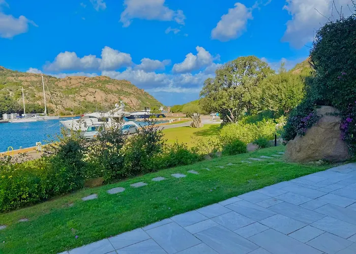 別荘 Poltu Quatu House